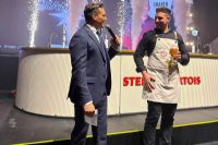 Un Sherbrookois vise le titre de meilleur serveur de bière au monde